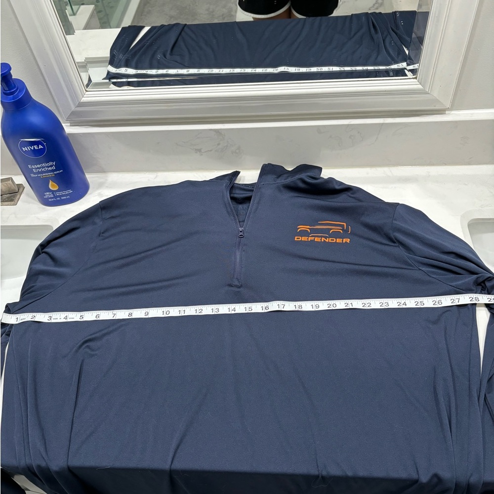 Bundle Land Rover Defender Navy Pullover and Land Rover hay - Picture 11 of 14